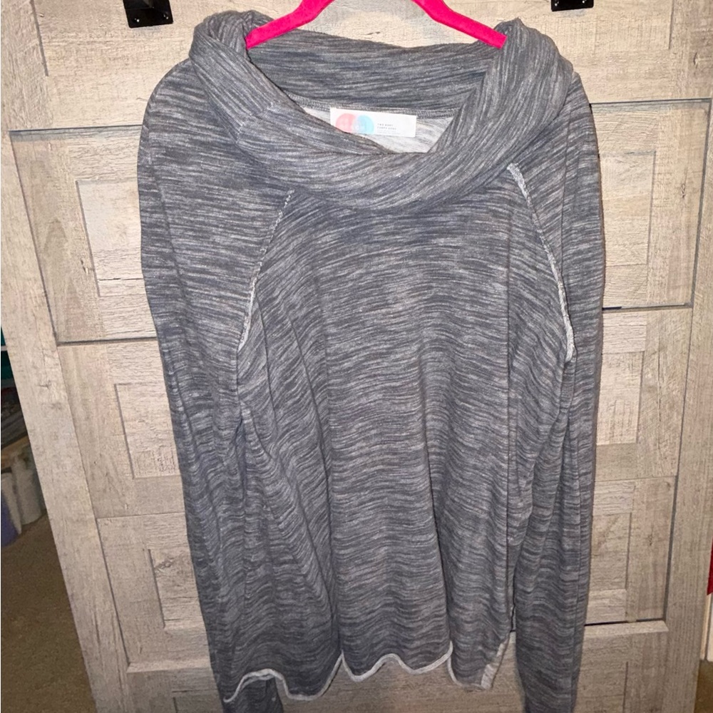Free People Beach versatile Heather Gray Lightweight Cozy Pullover Sweater